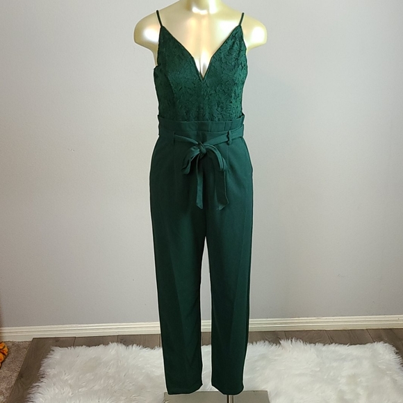 Hunter Green Lace Top Pleated Jumpsuit with Belt - Picture 9 of 9